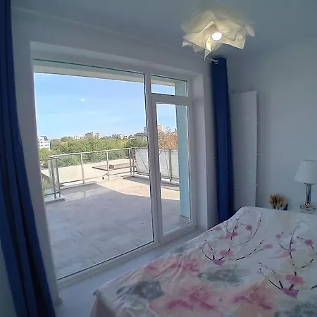 Appartement Penthouse Cu 270 De Grade