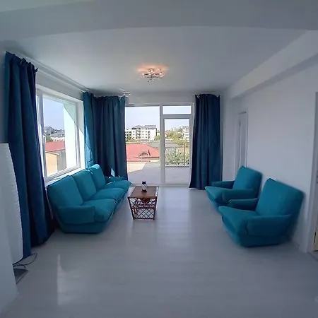 Appartement Penthouse Cu 270 De Grade Boekarest